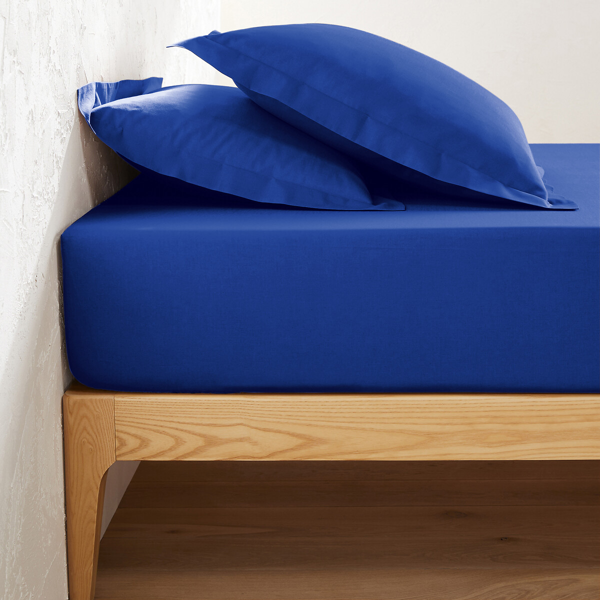 Μονόχρωμο βαμβακερό σεντόνι με λάστιχο 80x190 cm