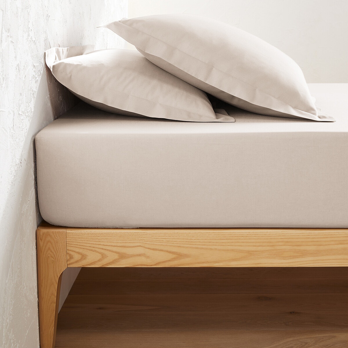 Μονόχρωμο σεντόνι με λάστιχο από σύμμικτο βαμβακερό ύφασμα 90x190 cm