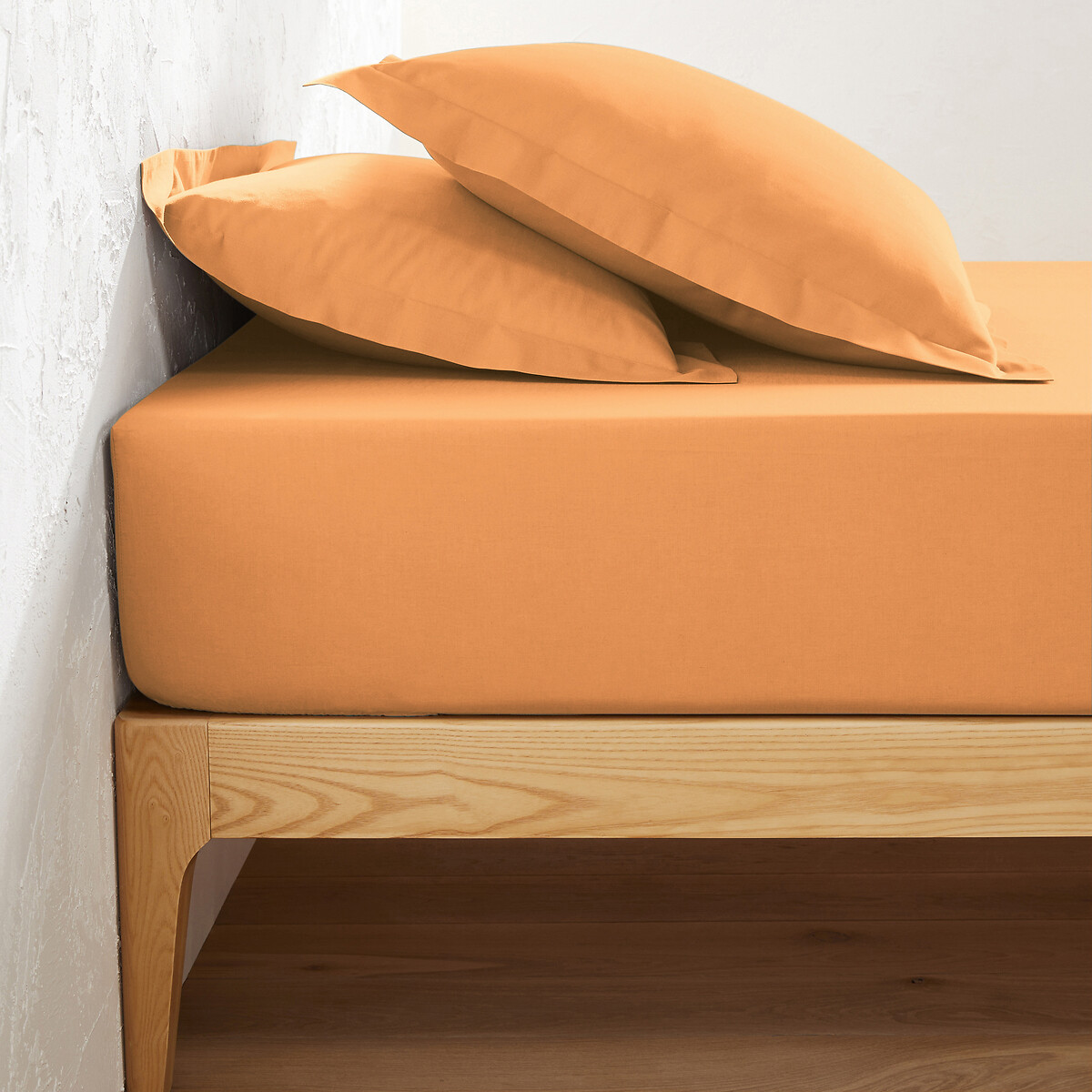 Μονόχρωμο σεντόνι με λάστιχο από σύμμικτο βαμβακερό ύφασμα 90x190 cm