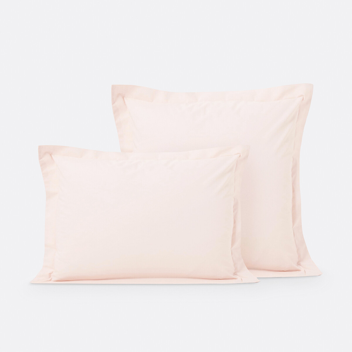 Μονόχρωμη μαξιλαροθήκη με βολάν από σύμμικτο ύφασμα 50x70 cm