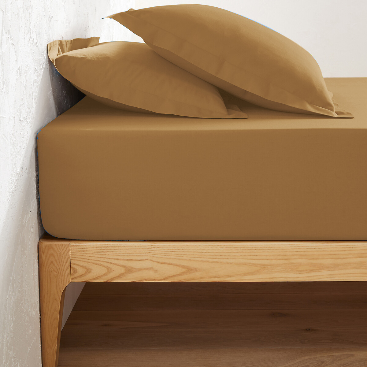 Μονόχρωμο βαμβακερό σεντόνι με λάστιχο για στρώματα μεγάλου πάχους 90x190 cm