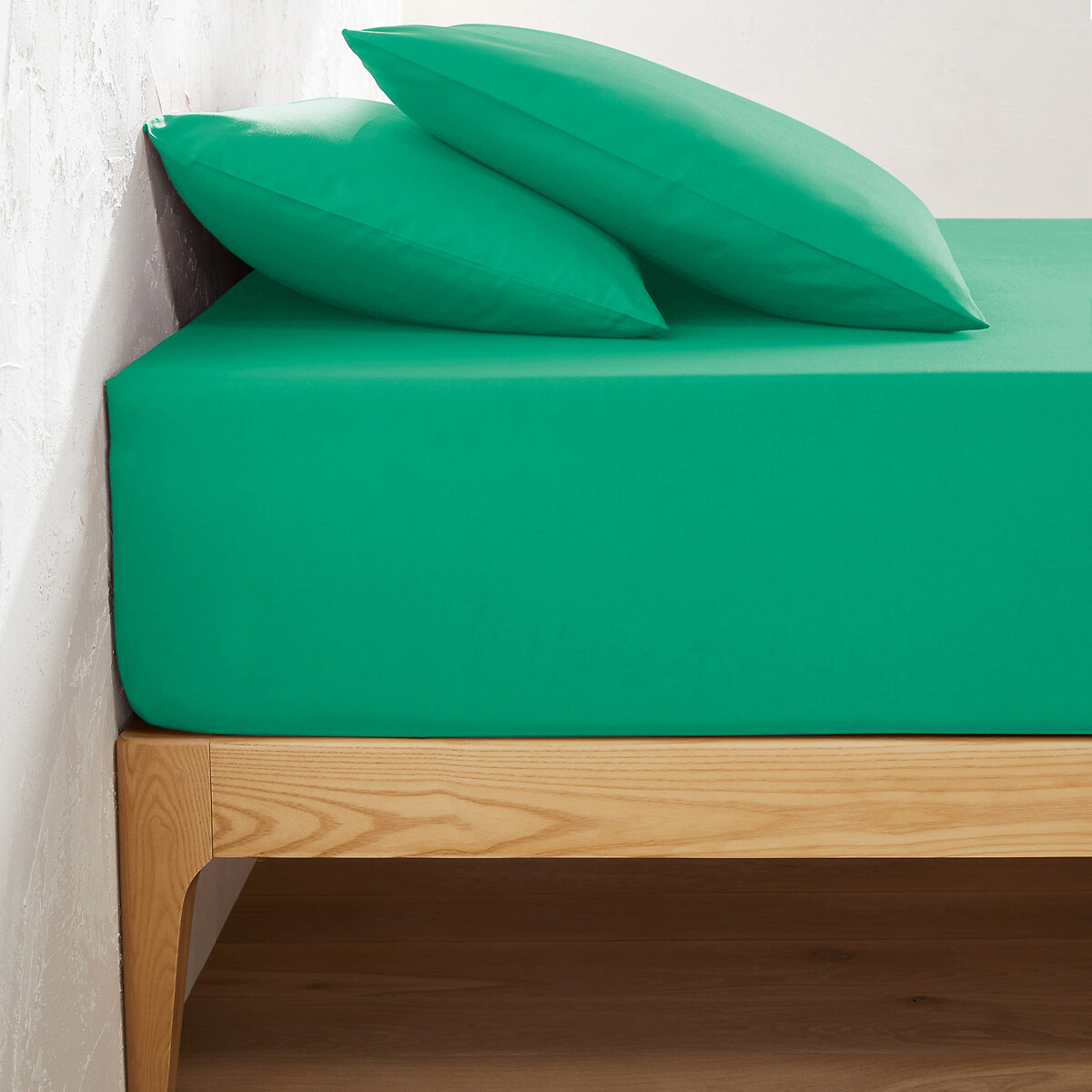 Μονόχρωμο βαμβακερό σεντόνι με λάστιχο για στρώματα μεγάλου πάχους 90x190 cm