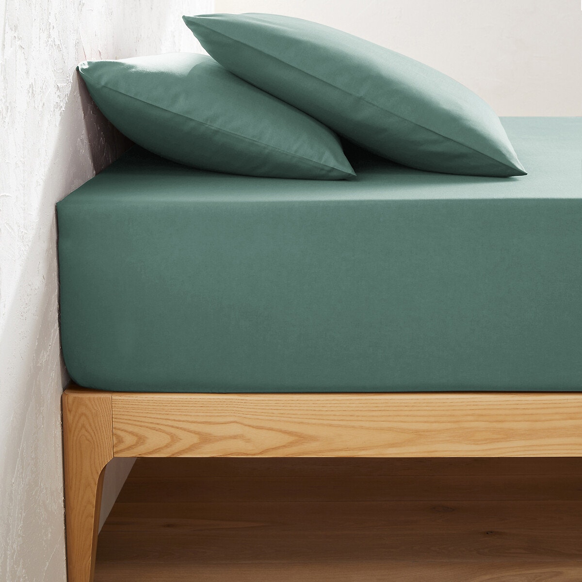 Μονόχρωμο βαμβακερό σεντόνι με λάστιχο για στρώματα μεγάλου πάχους 90x190 cm