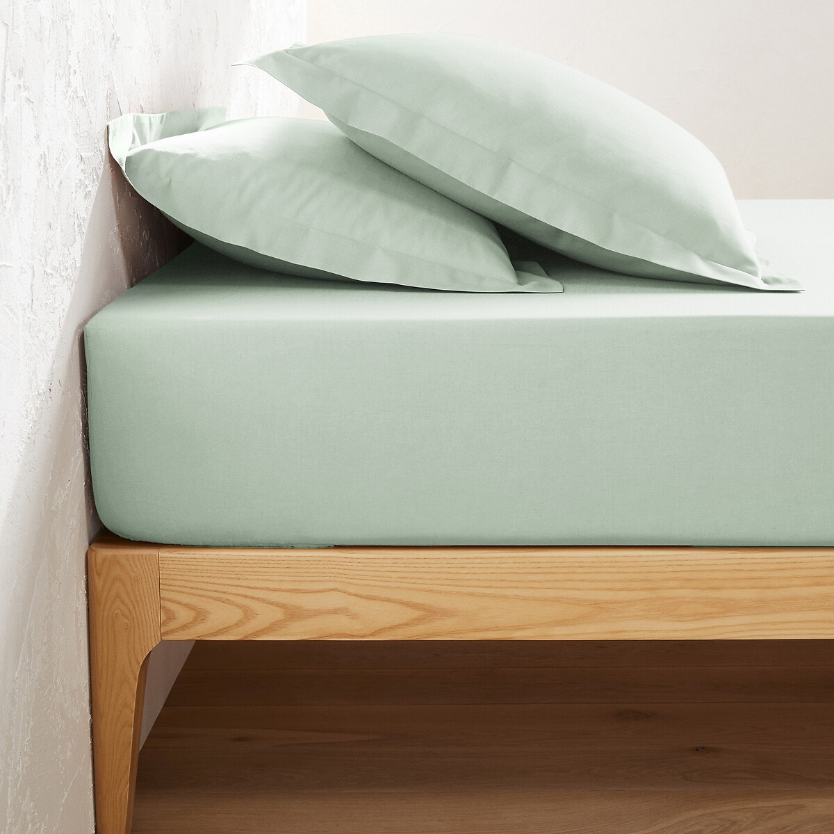 Μονόχρωμο σεντόνι με λάστιχο για στρώματα μεγάλου πάχους 90x200 cm