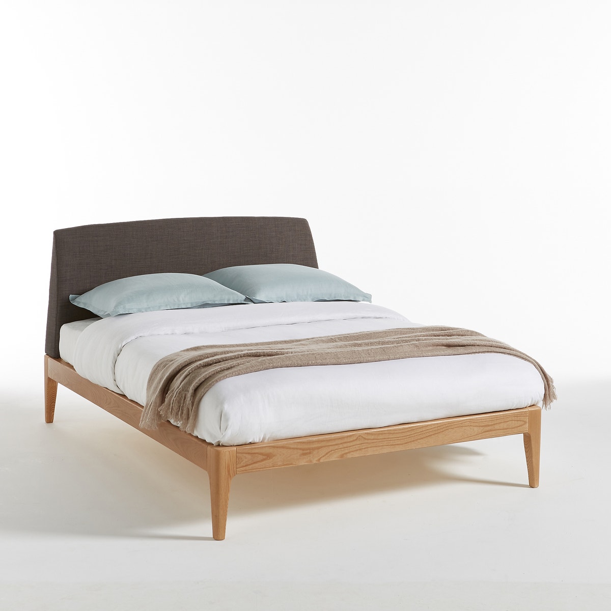 Σπίτι > Έπιπλα > Υπνοδωμάτιο > Κρεβάτια Κρεβάτι από μασίφ ξύλο μελιάς Agura