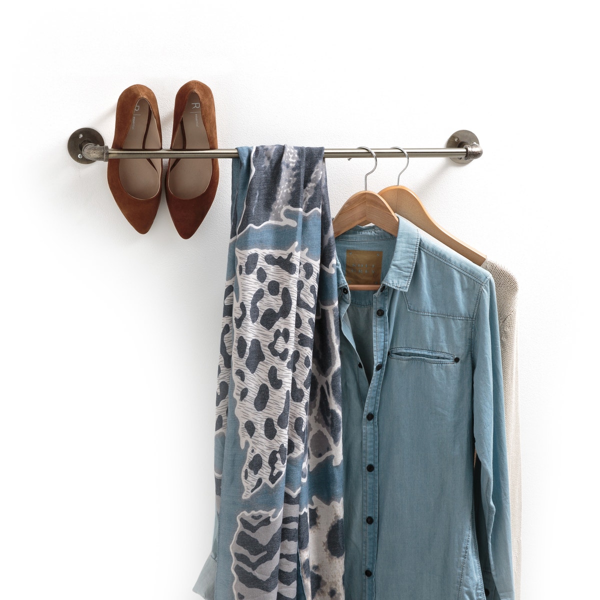 Μεταλλική κρεμάστρα τοίχου BLISKA