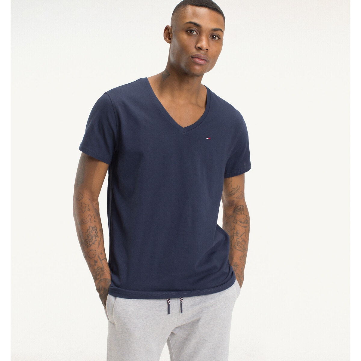 ΑΝΔΡΑΣ | Μπλούζες & Πουκάμισα | T-shirts Κοντομάνικη ζέρσεϊ μπλούζα με V, Originals