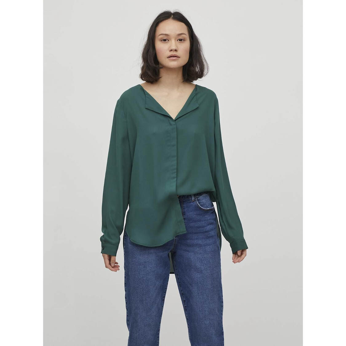 Μακρυμάνικη μπλούζα με V λαιμόκοψη