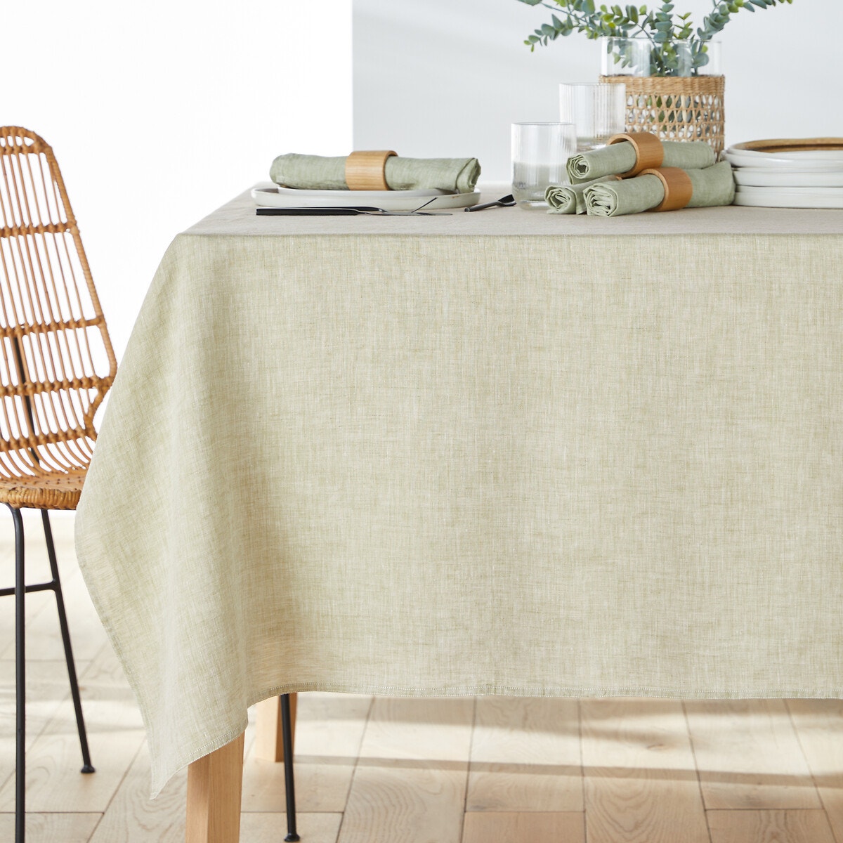 Τραπεζομάντηλο από προπλυμένο λινό, Victorine