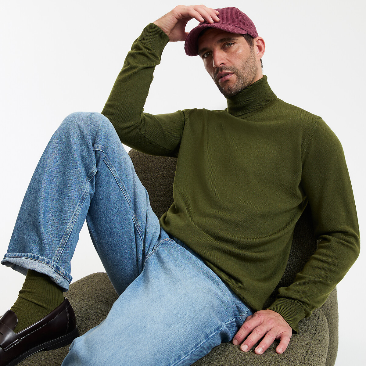 Λεπτό πλεκτό με λαιμό ζιβάγκο