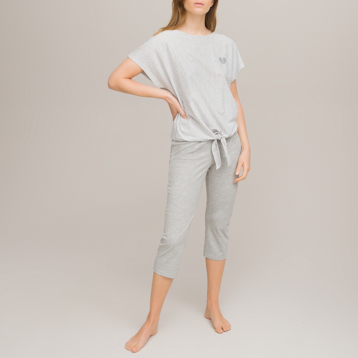 ΓΥΝΑΙΚΑ | Σύνολα ύπνου | Πυτζάμες Πιτζάμα με κάπρι και μπλούζα που δένει στη βάση