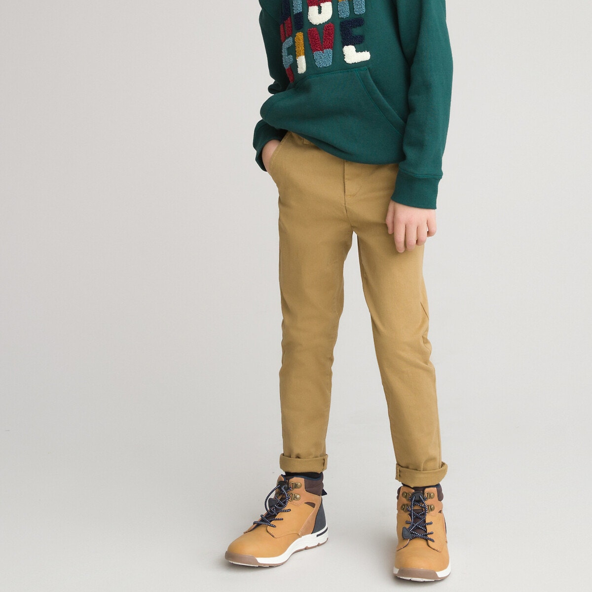 Παντελόνι με λοξές τσέπες