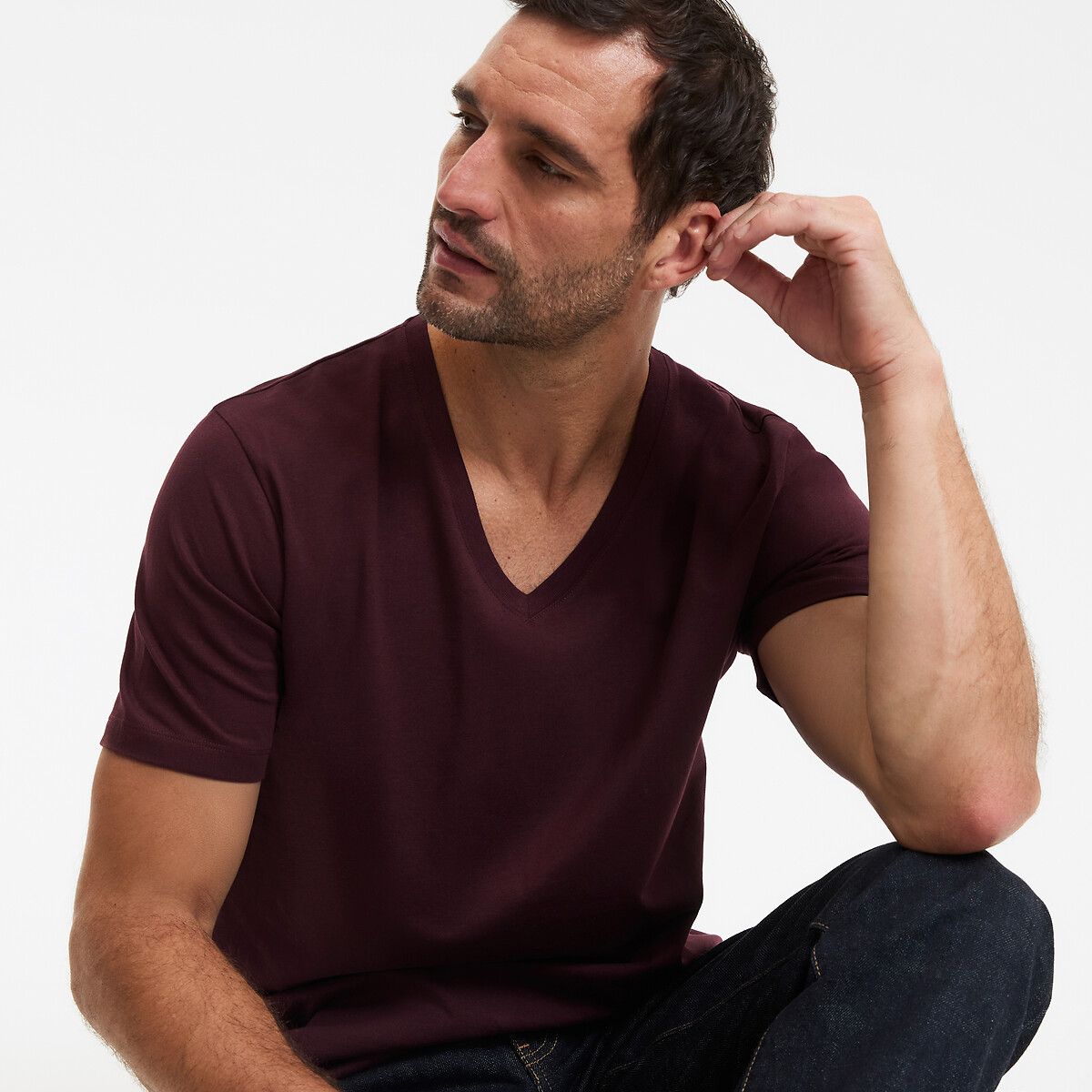 Κοντομάνικη μπλούζα με V από οργανικό βαμβάκι