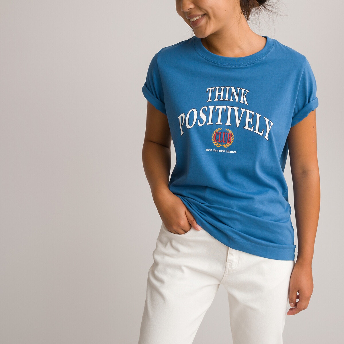 T-shirt oversize με στρογγυλή λαιμόκοψη και μήνυμα