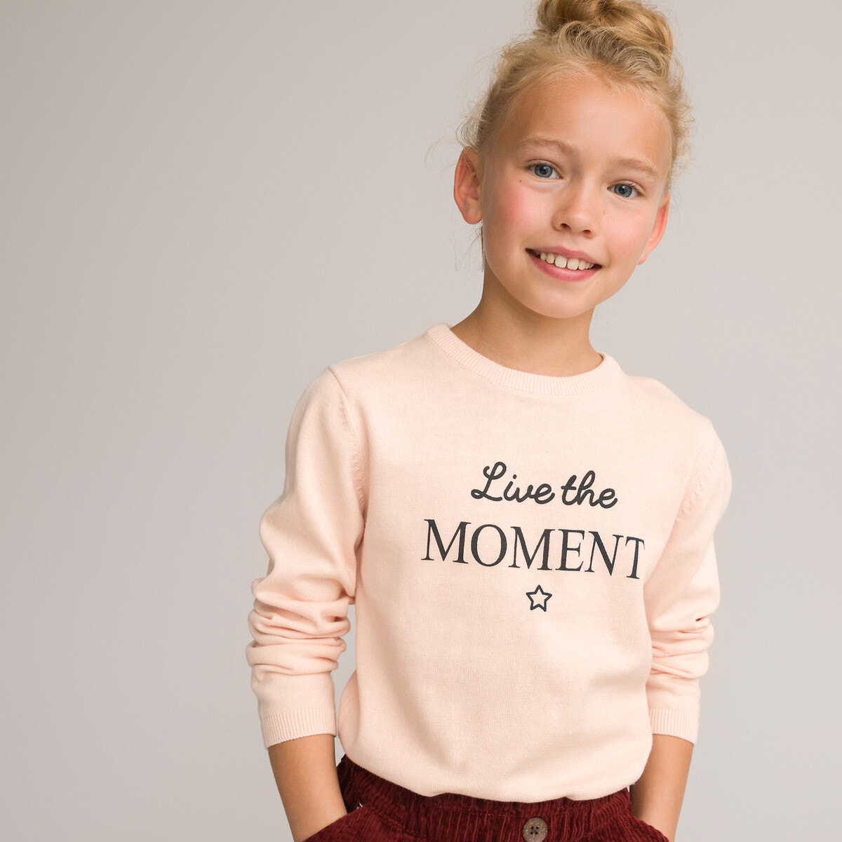 Λεπτό πλεκτό με στρογγυλή λαιμόκοψη