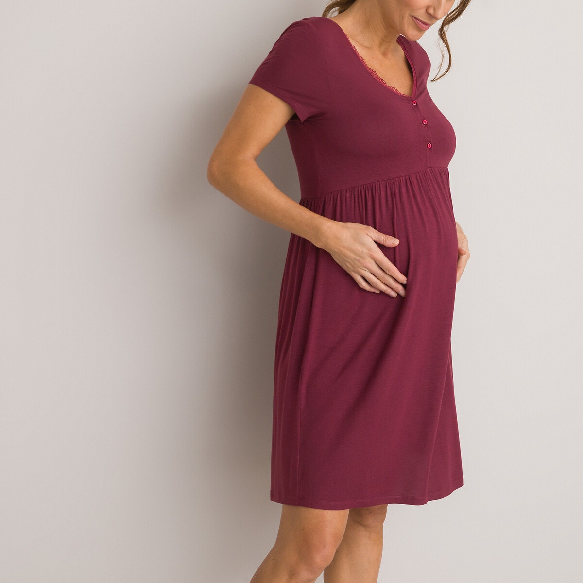 Νυχτικό εγκυμοσύνης και θηλασμού