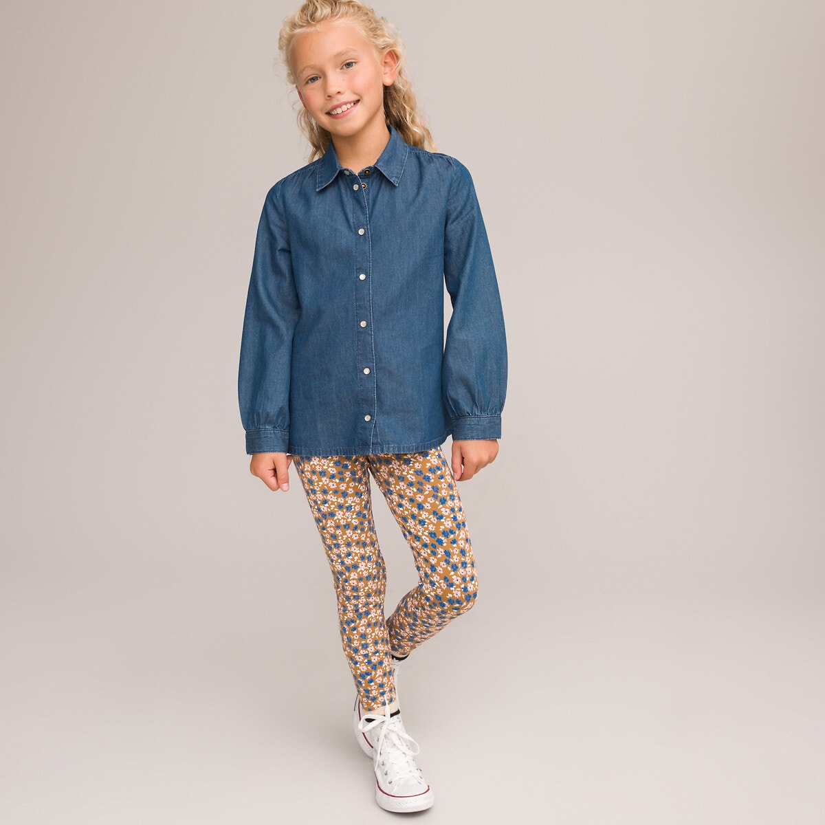 Μακρυμάνικο πουκάμισο από ελαφρύ ντένιμ