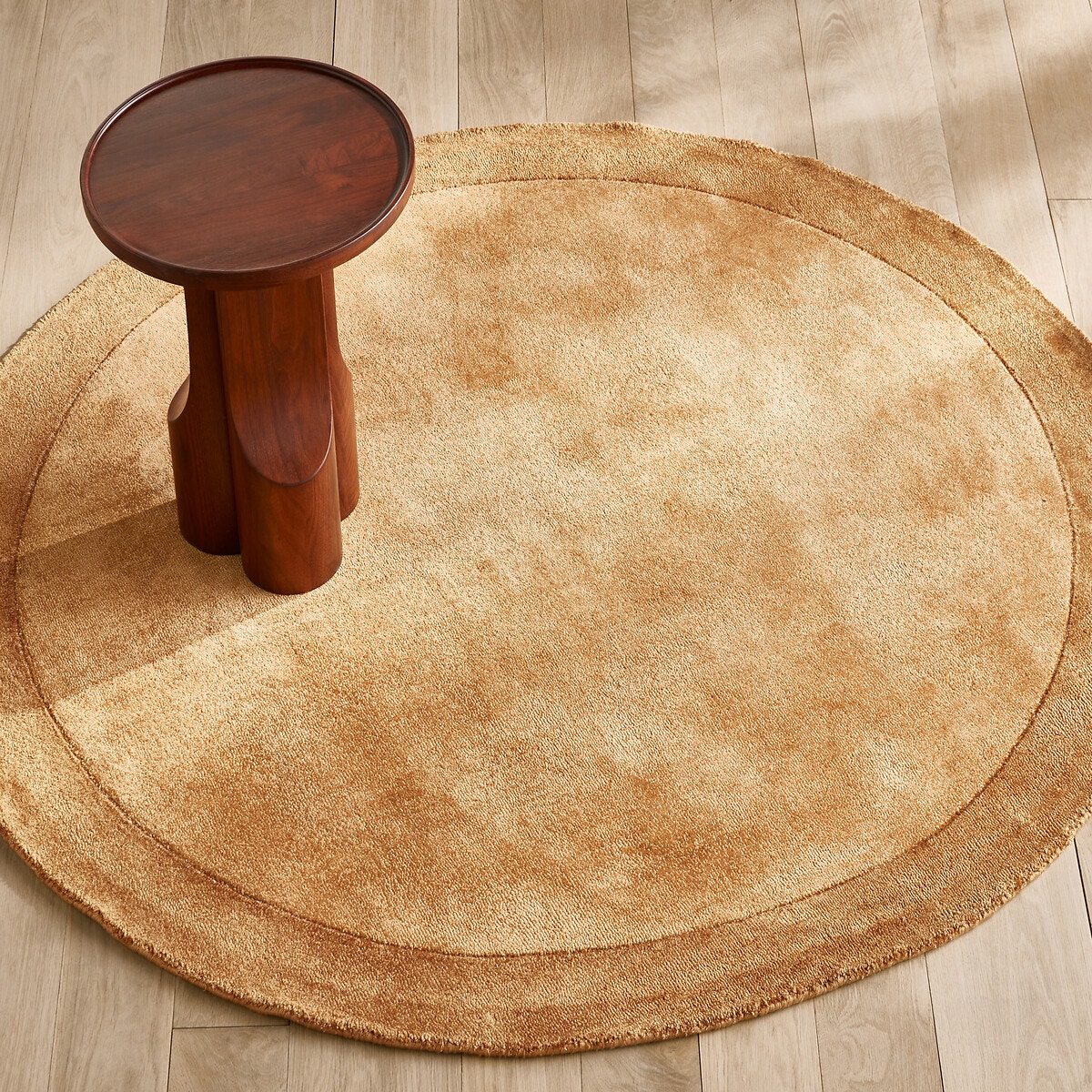 Χειροποίητο χαλί από Tencel™, Burada