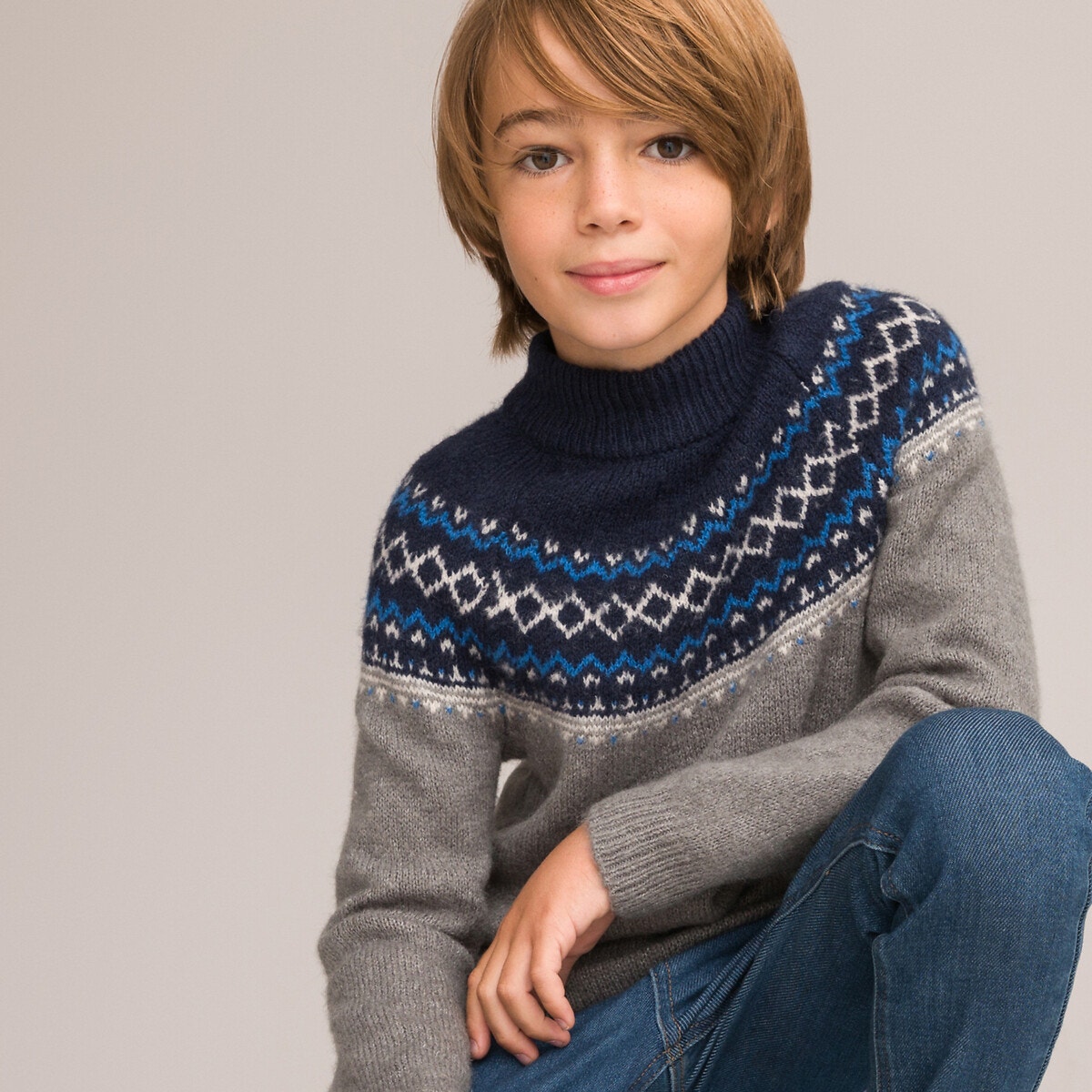 Χοντρό πλεκτό με όρθιο λαιμό