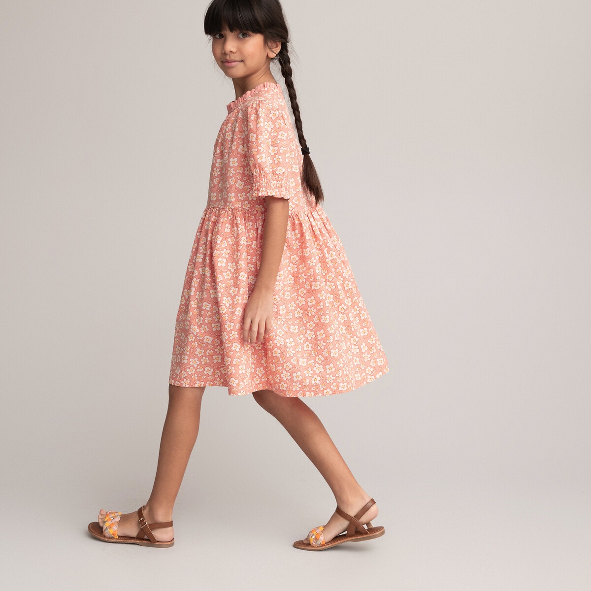 Κοντομάνικο φόρεμα με φλοράλ μοτίβο