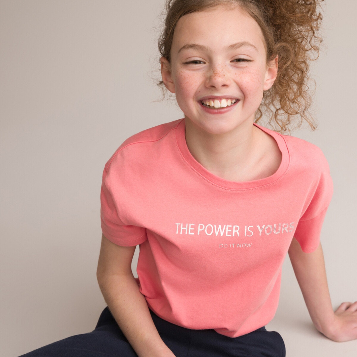 Κοντομάνικο T-shirt με μήνυμα