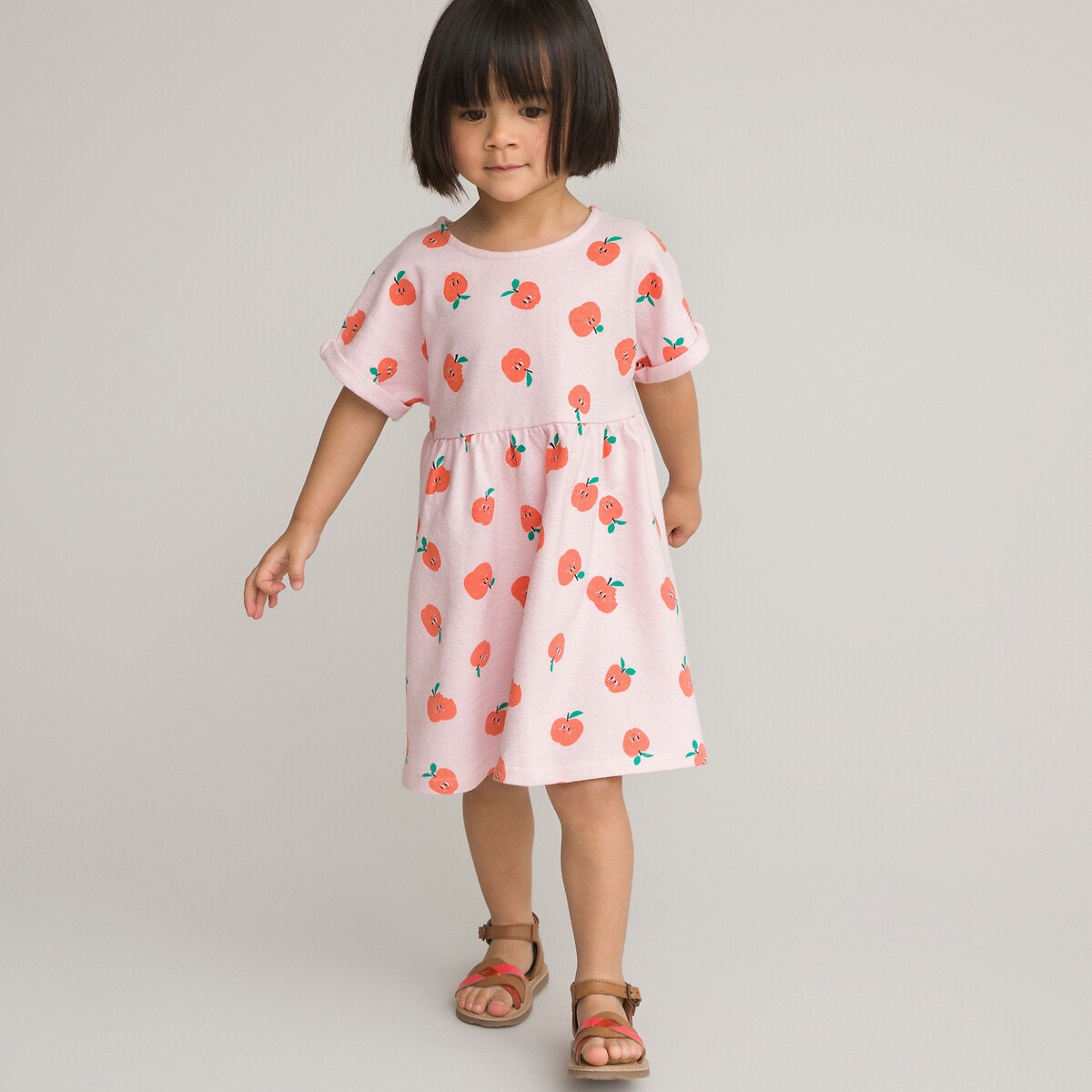 Κοντομάνικο φόρεμα με μοτίβο μήλα