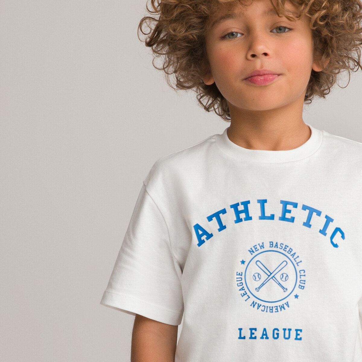 Κοντομάνικη μπλούζα με στάμπα μπροστά