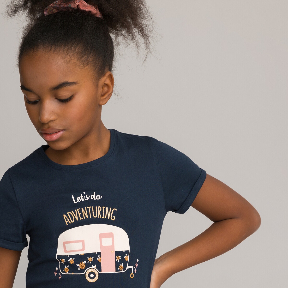 Μπλούζα με μοτίβο τροχόσπιτο και γκλίτερ