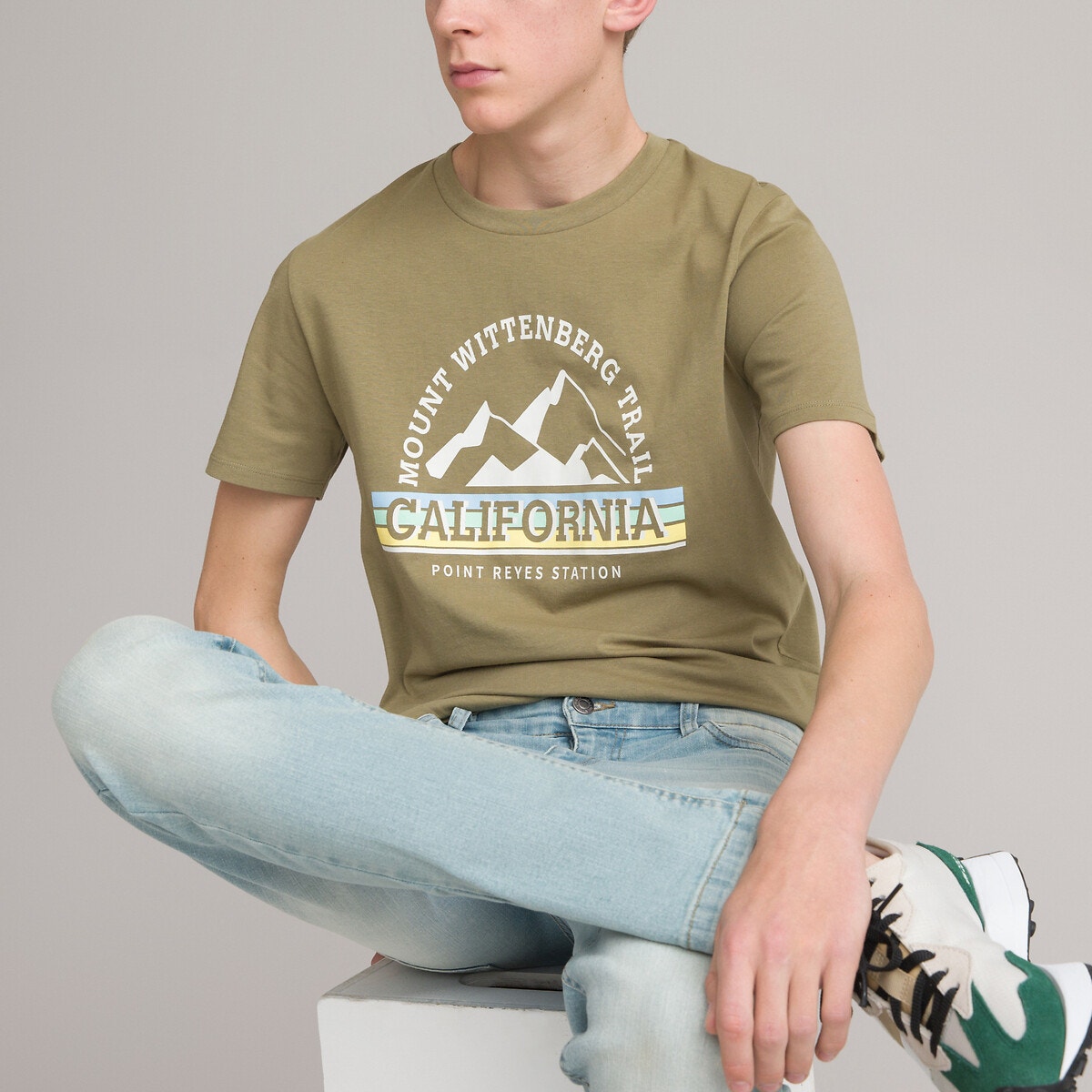 Κοντομάνικη μπλούζα με στάμπα μπροστά