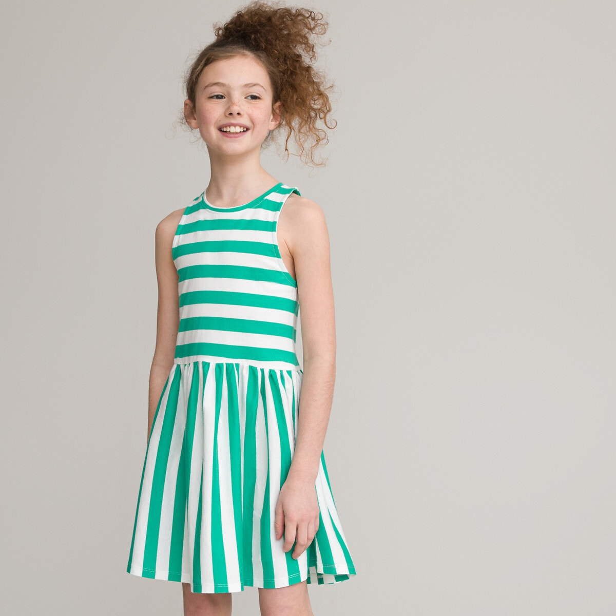 Αμάνικο φόρεμα