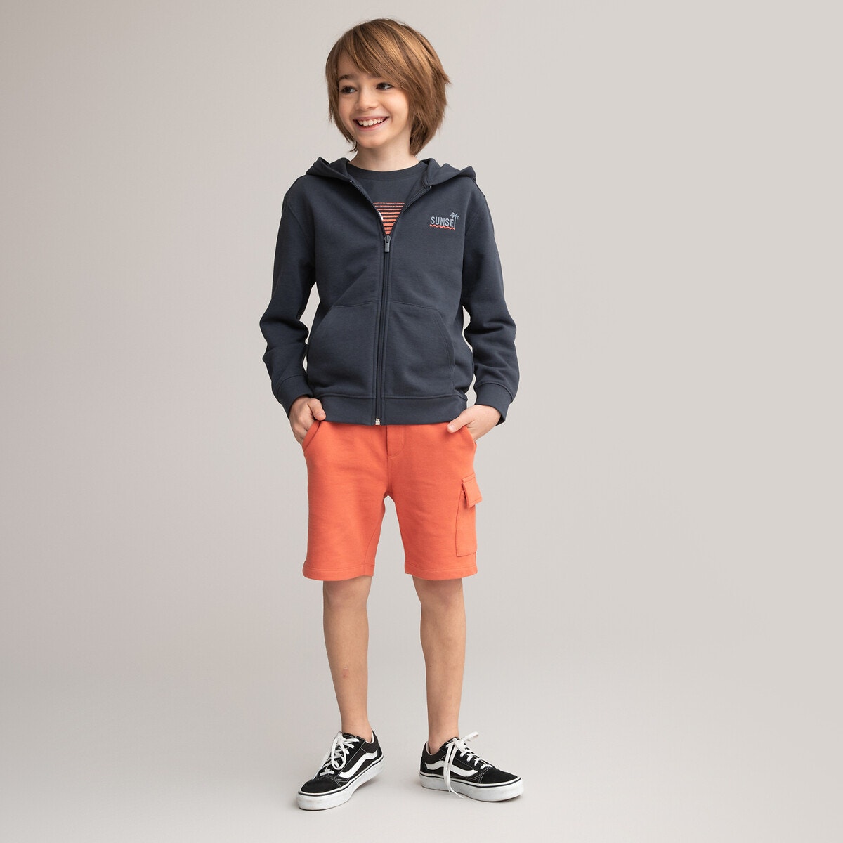 Ζακέτα με φερμουάρ και κουκούλα