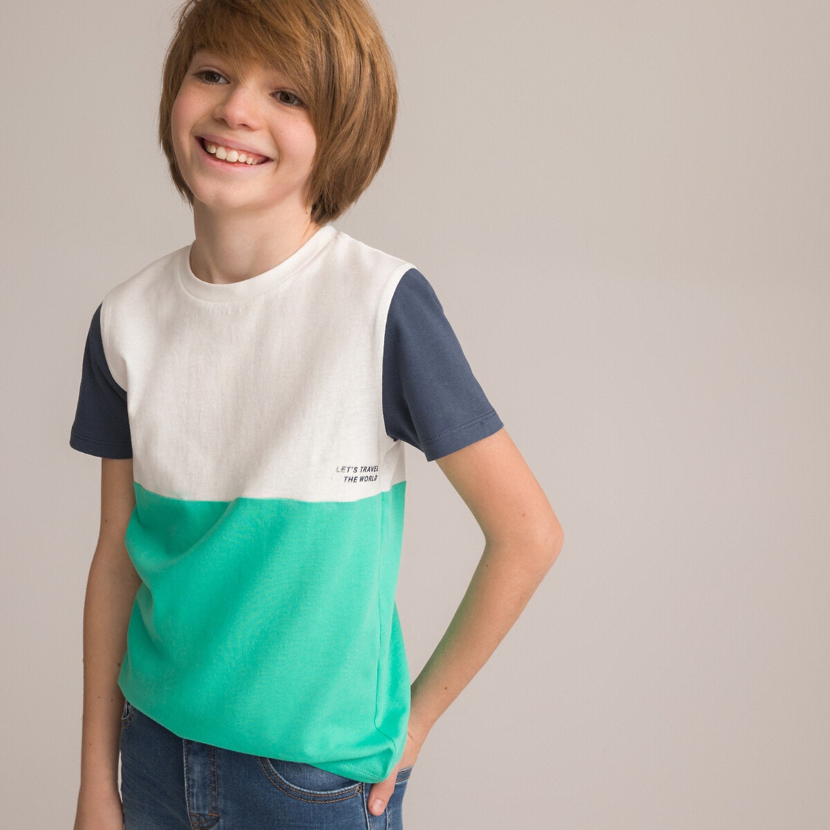 Τρίχρωμο T-shirt με στρογγυλή λαιμόκοψη