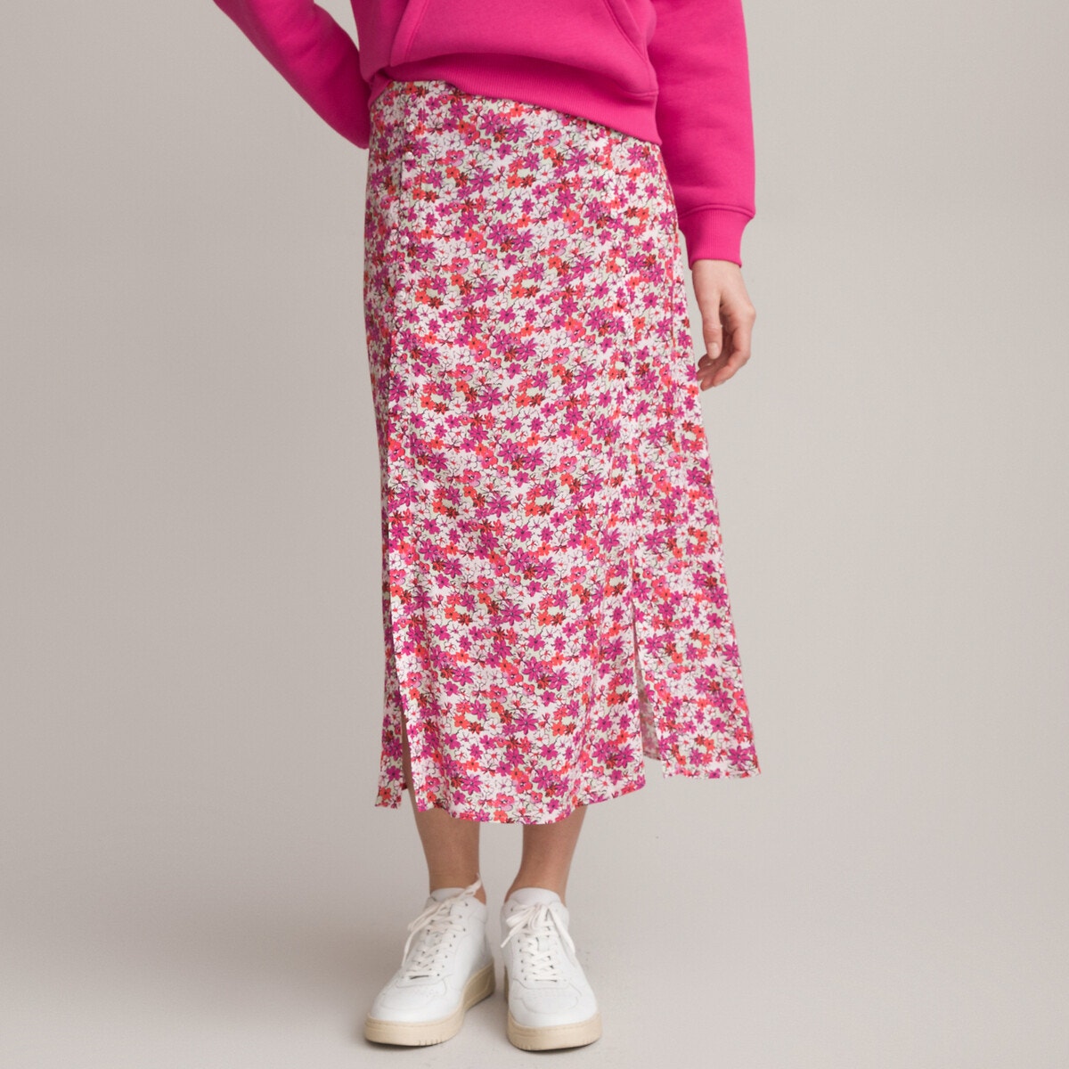 Μίντι εβαζέ φούστα με φλοράλ μοτίβο
