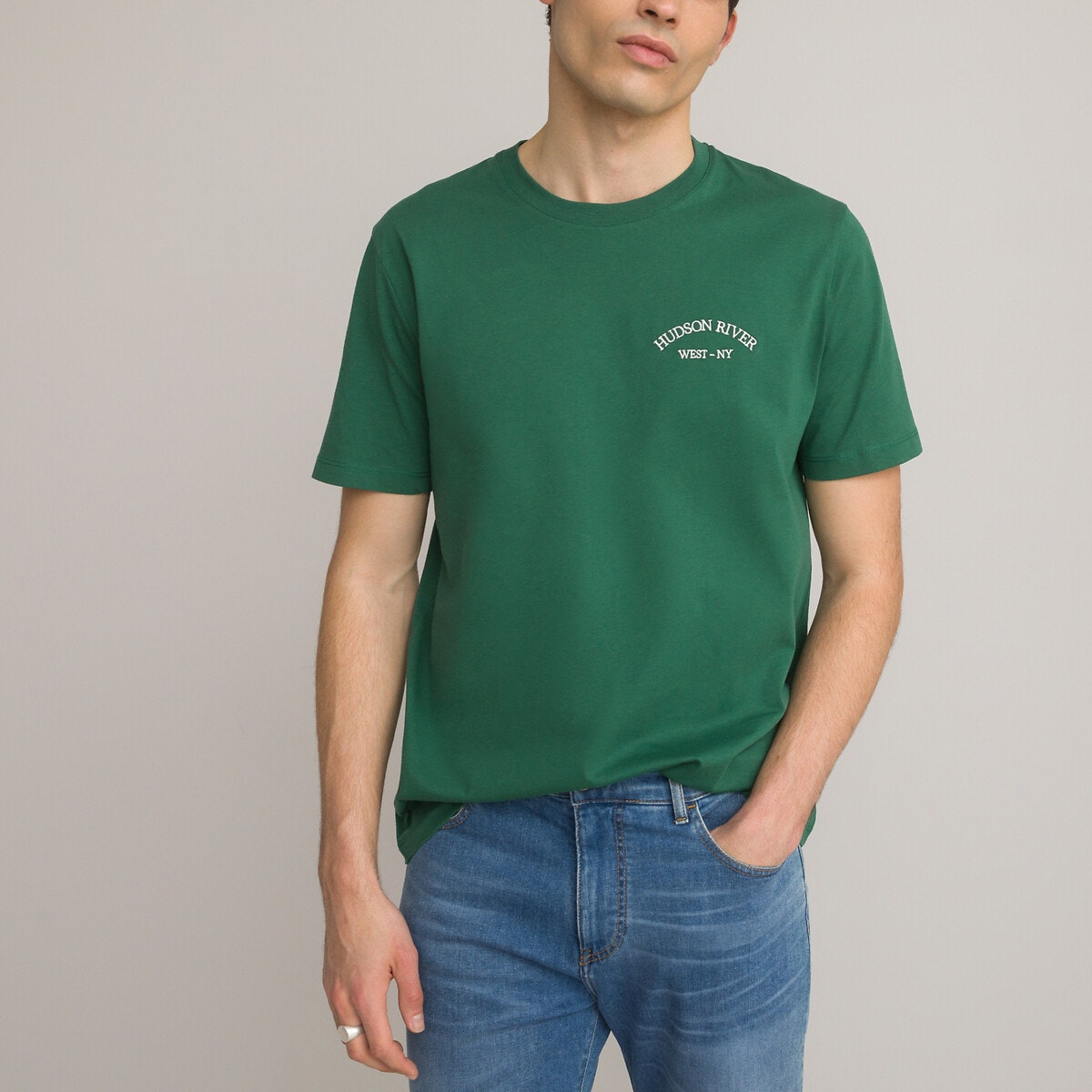 Κοντομάνικο βαμβακερό T-shirt με στρογγυλή λαιμόκοψη