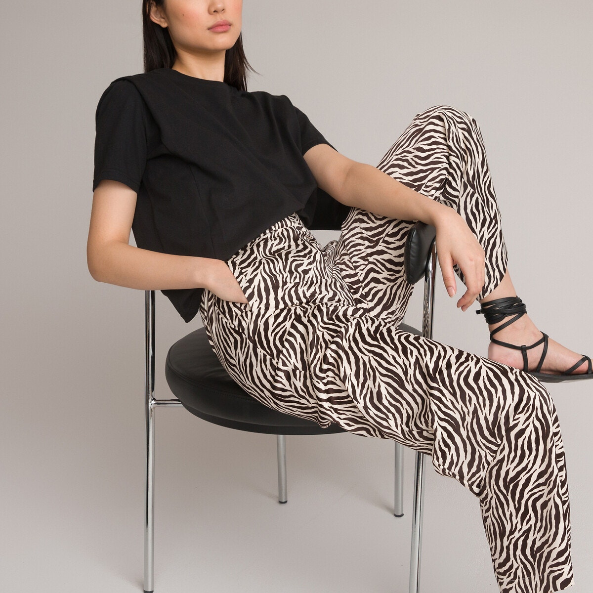  Φαρδύ παντελόνι με animal print 2025