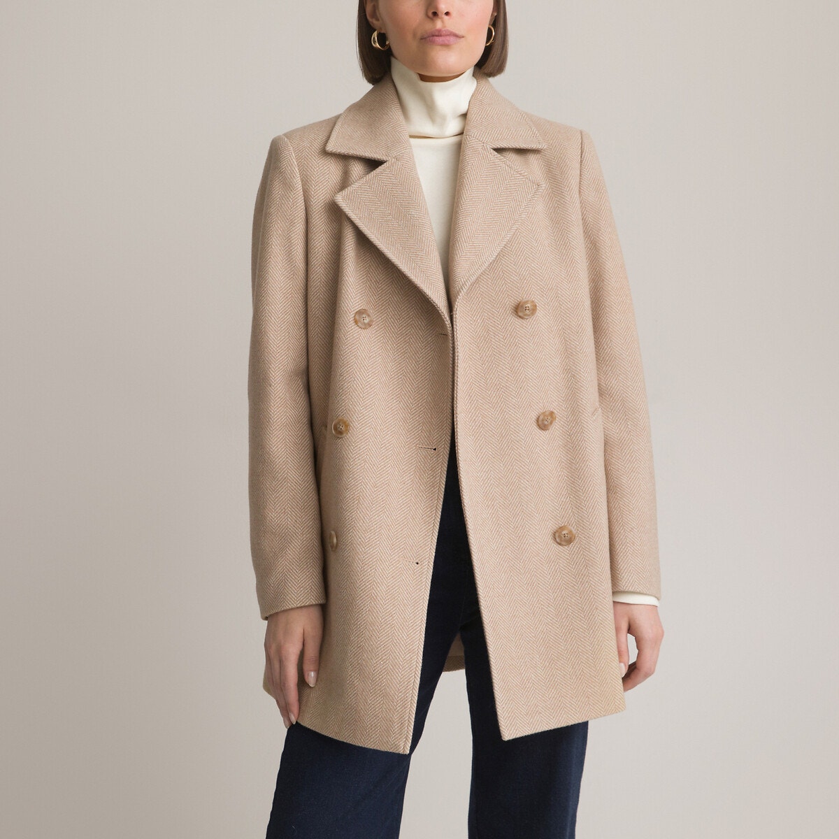 Κοντό παλτό με κουμπιά