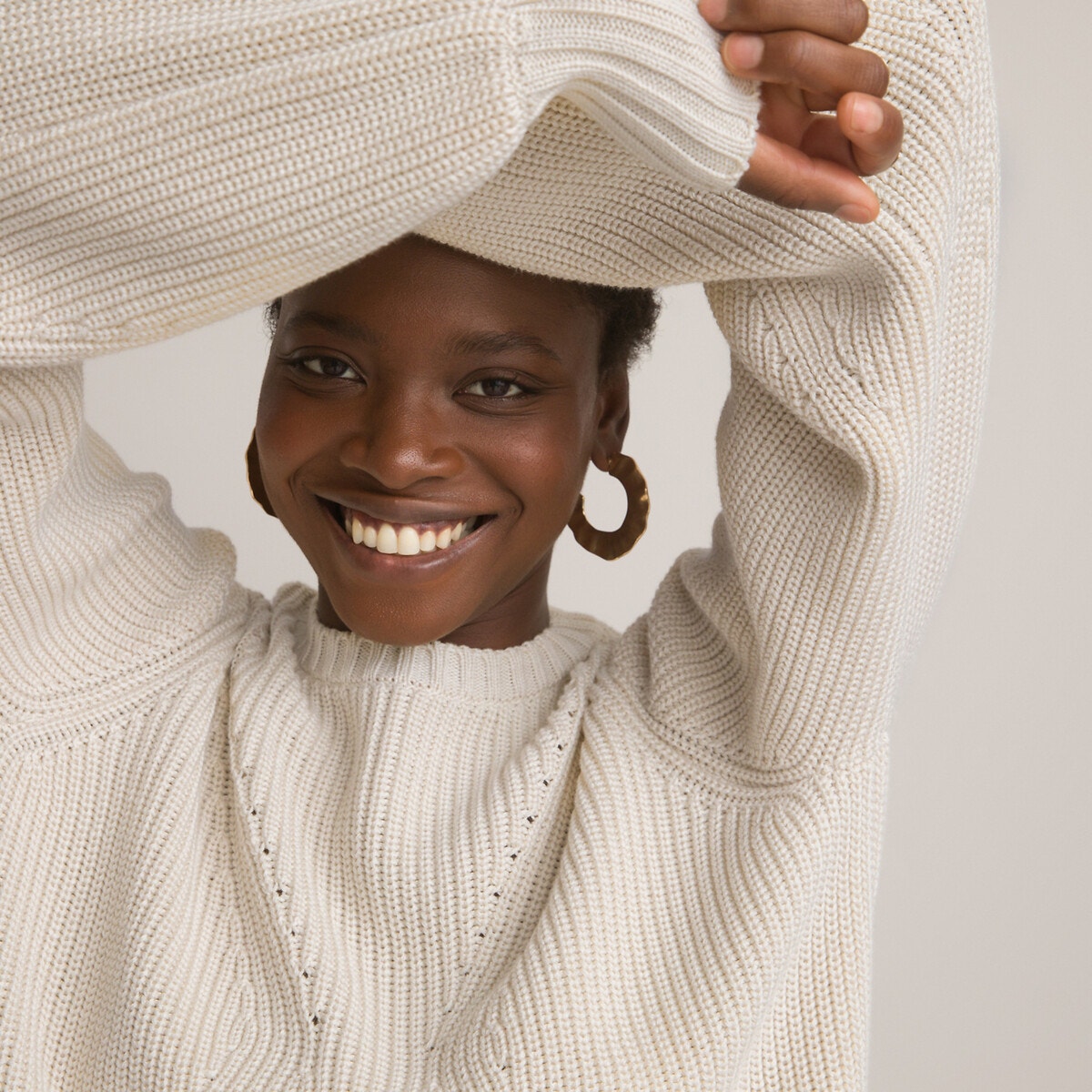 Χοντρό πλεκτό με στρογγυλή λαιμόκοψη