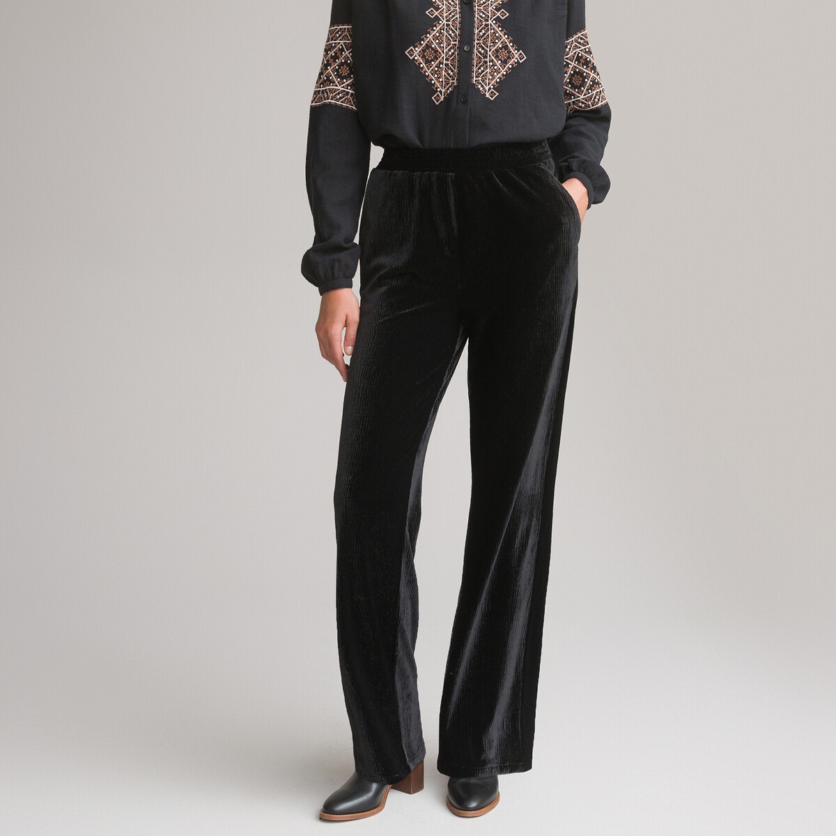 Φαρδύ παντελόνι από χυτό βελούδο