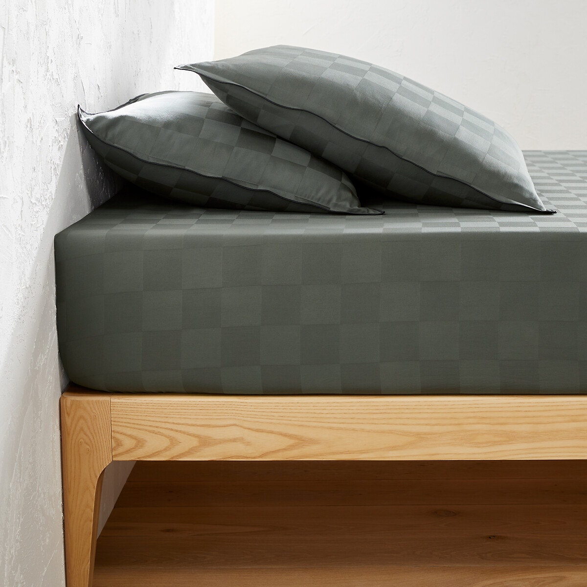 La Redoute Interieurs Σεντόνι με λάστιχο από προπλυμένο βαμβακερό σατέν 90x190 cm