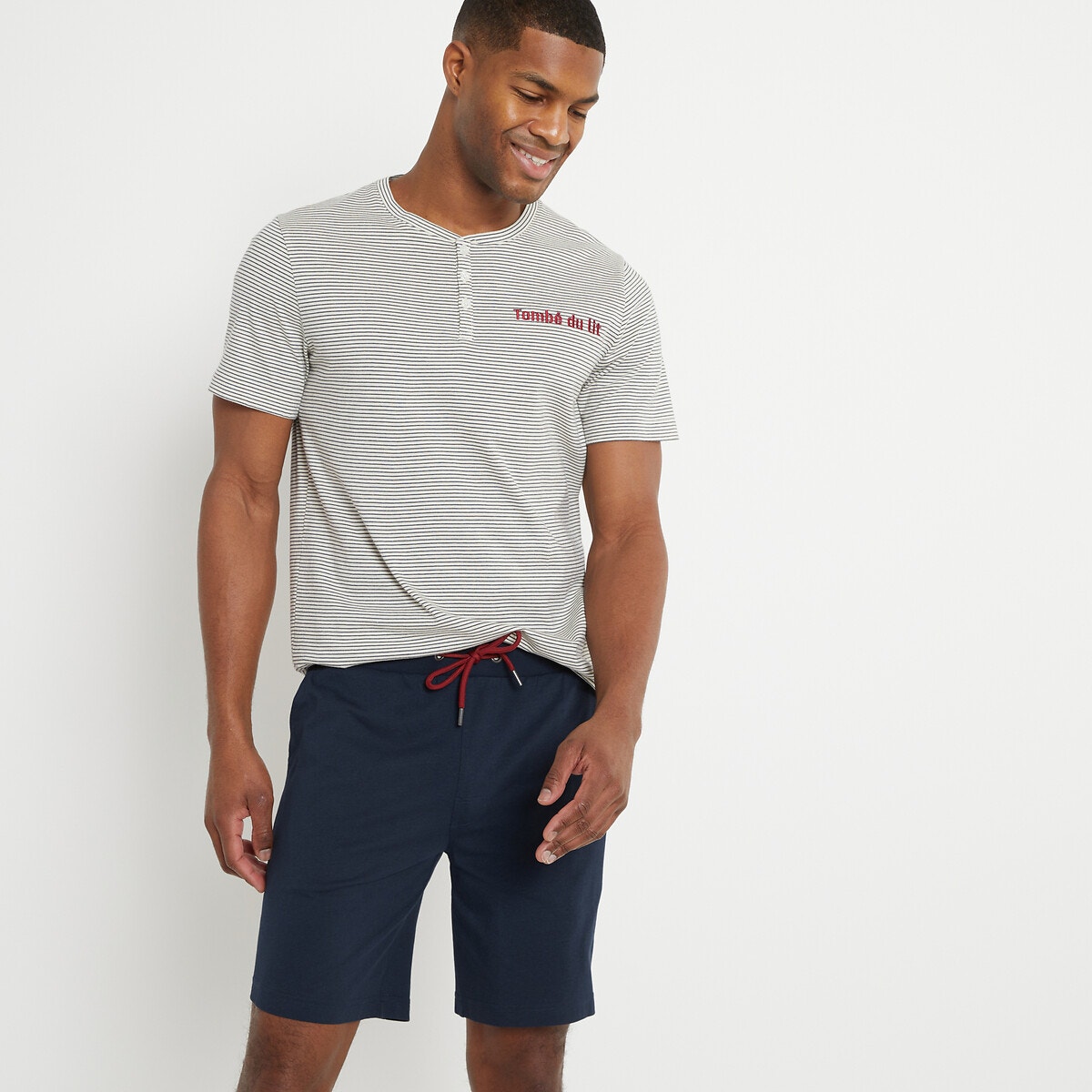 Κοντομάνικη πιτζάμα με σορτς