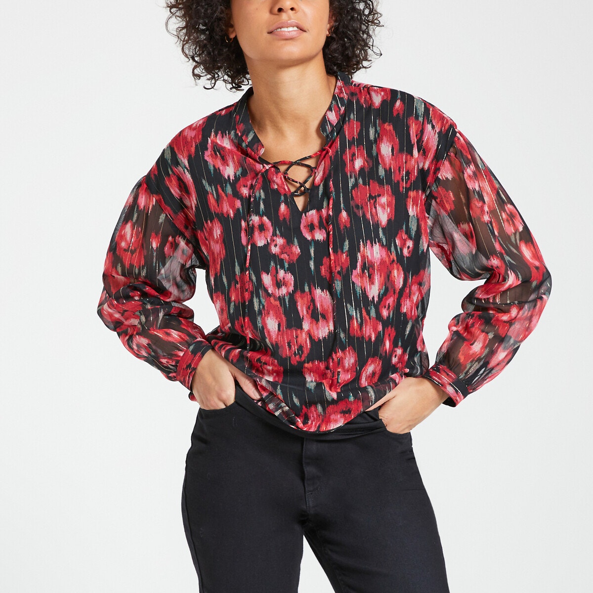 Μακρυμάνικη μπλούζα με στρογγυλή λαιμόκοψη και φλοράλ μοτίβο