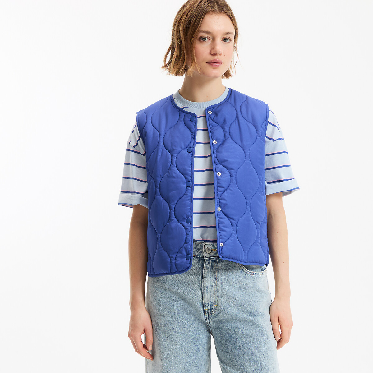 Αμάνικο καπιτονέ μπουφάν με σούστες