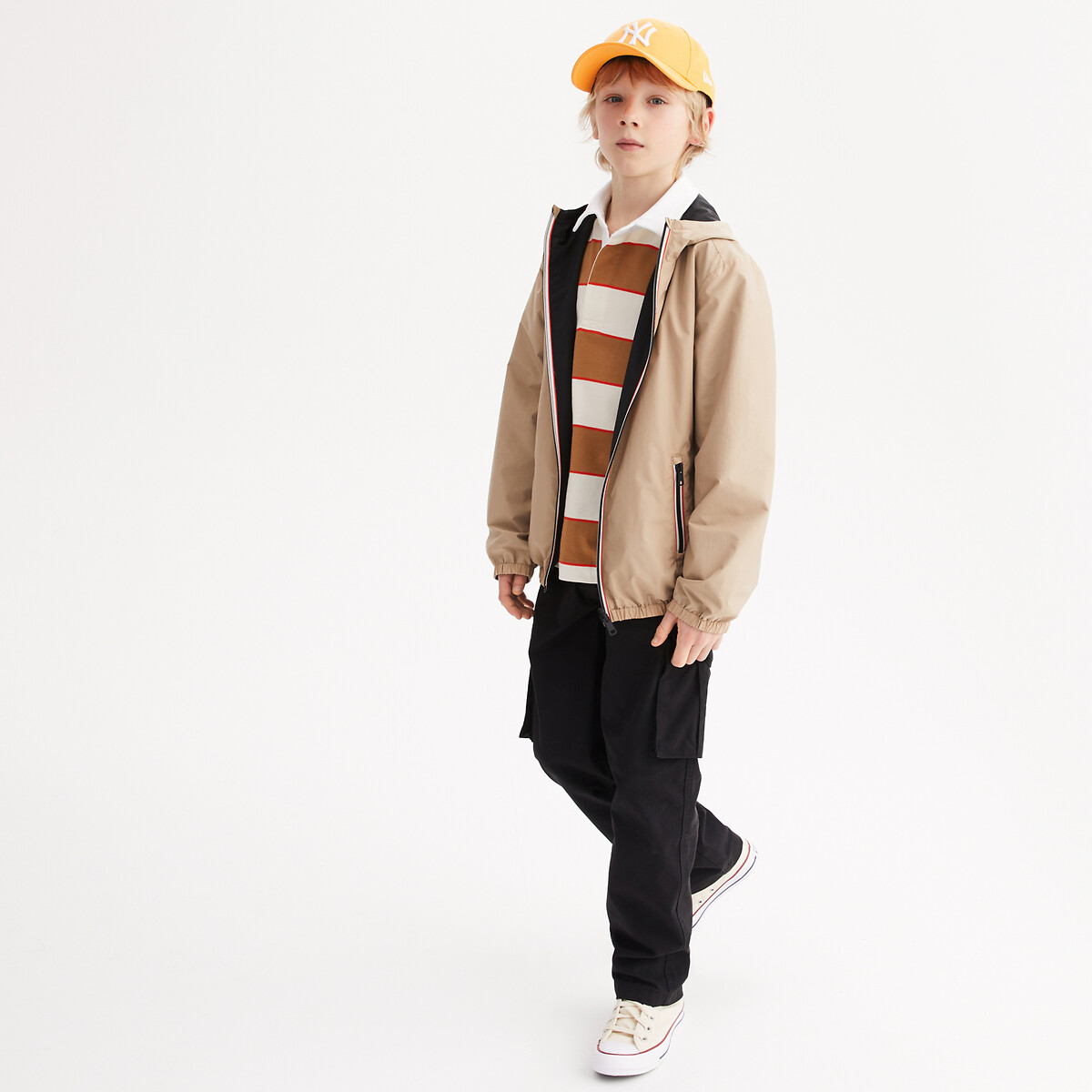 Ελαφρύ αντιανεμικό μπουφάν διπλής όψης