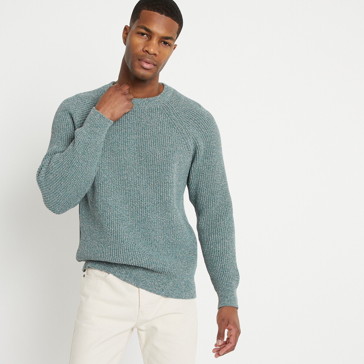 Λεπτό πλεκτό με στρογγυλή λαιμόκοψη