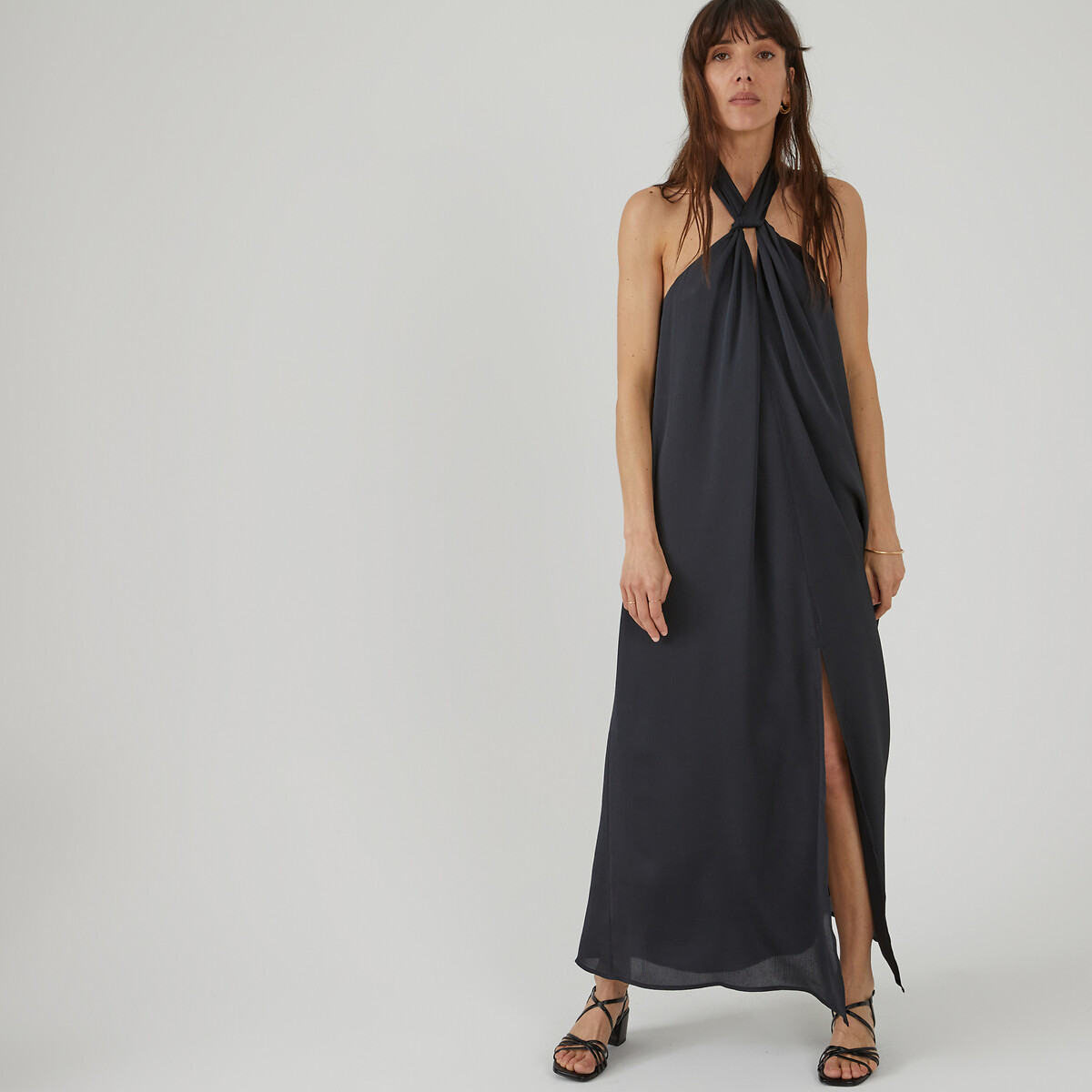 Αμάνικο φόρεμα