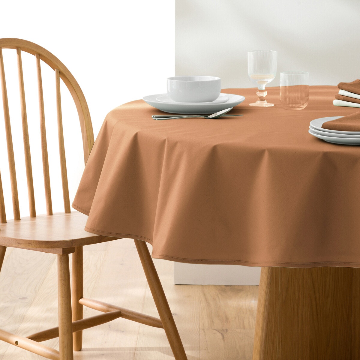 Βαμβακερό στρογγυλό τραπεζομάντηλο με απαλή υφή 160 cm
