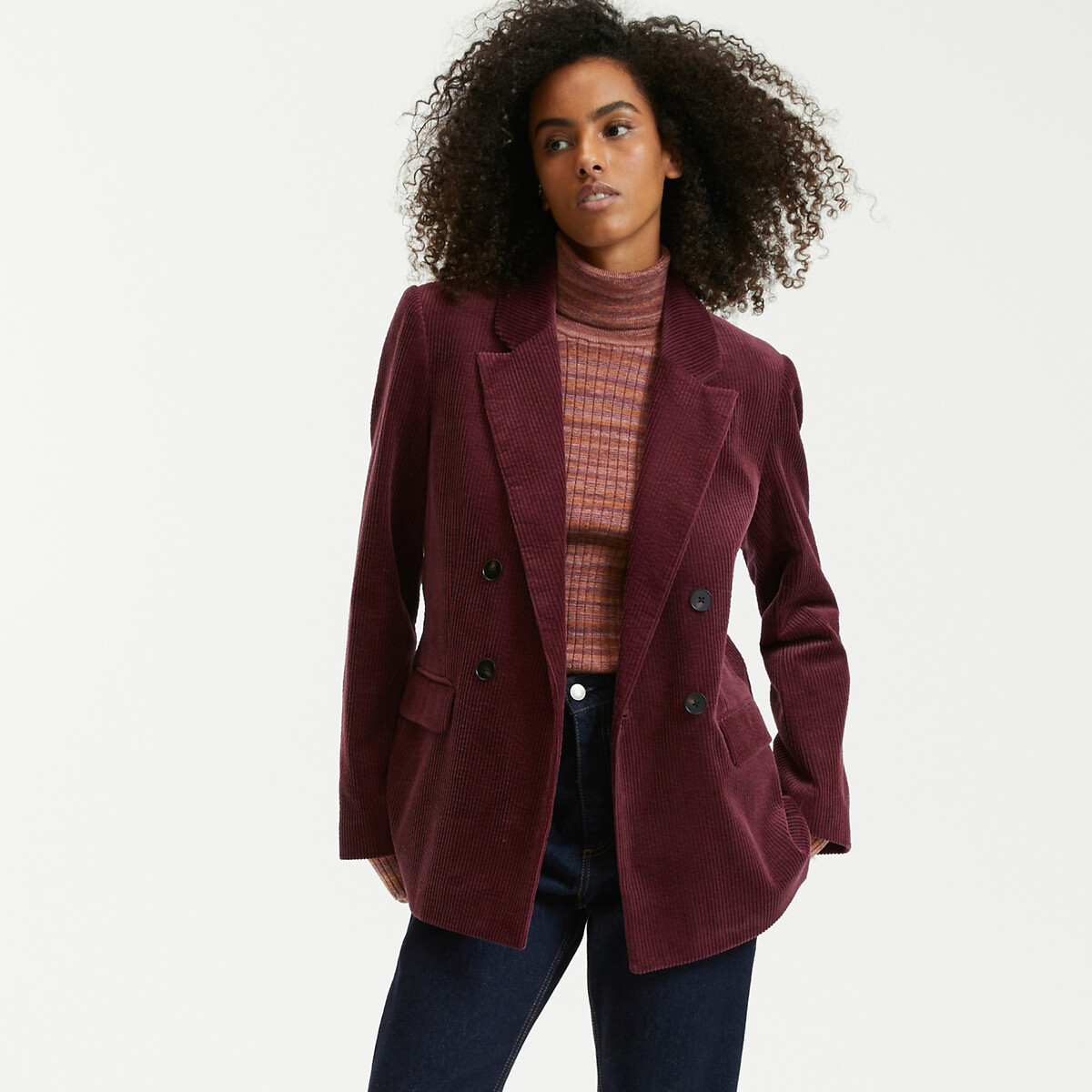 Μακρύ μπλέιζερ σε φαρδιά γραμμή