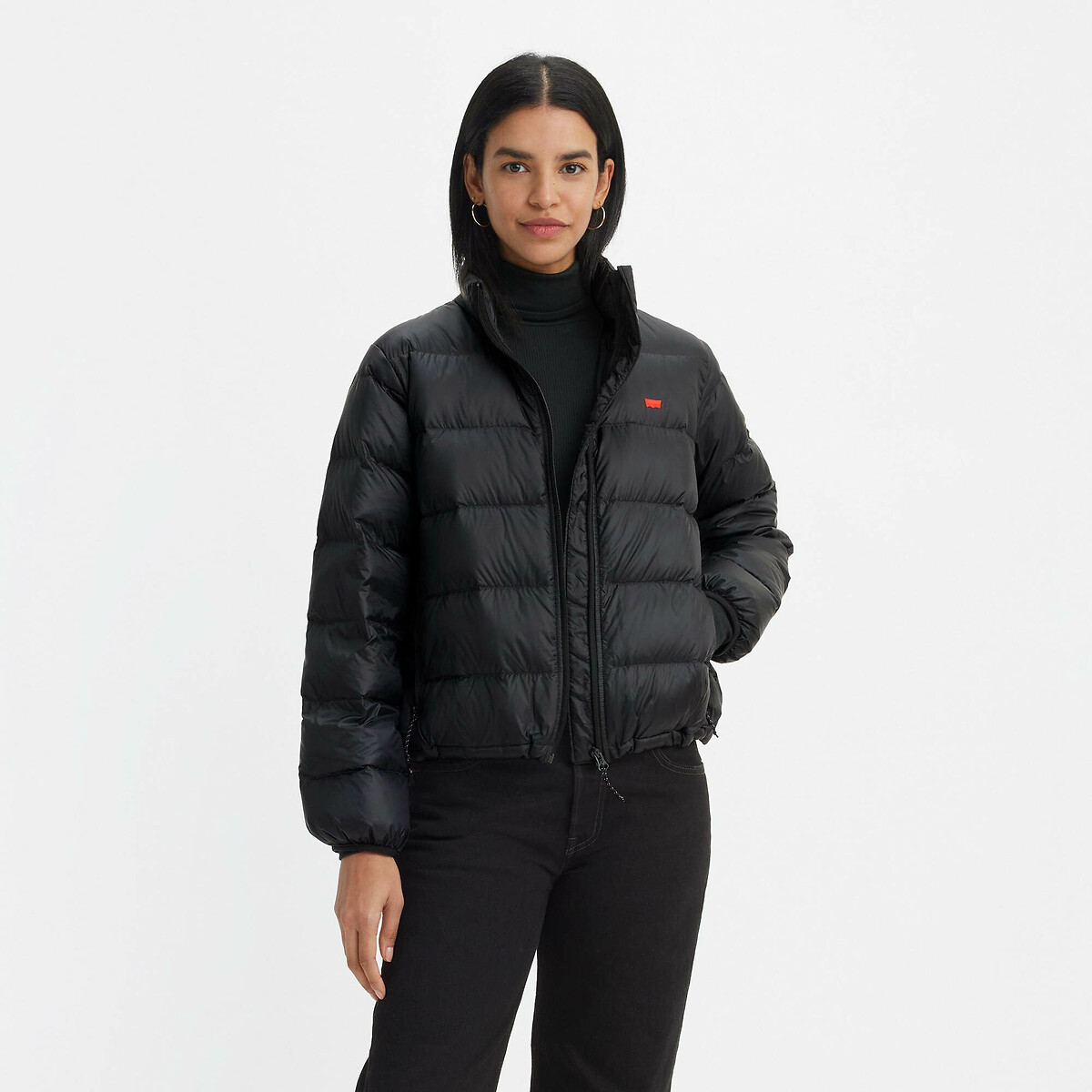 Κοντό καπιτονέ μπουφάν με όρθιο γιακά