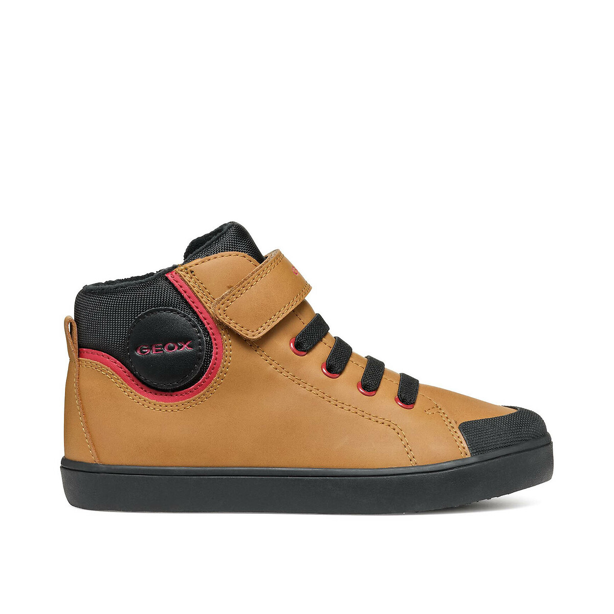 Αθλητικά μποτάκια που αναπνέουν, Gisli