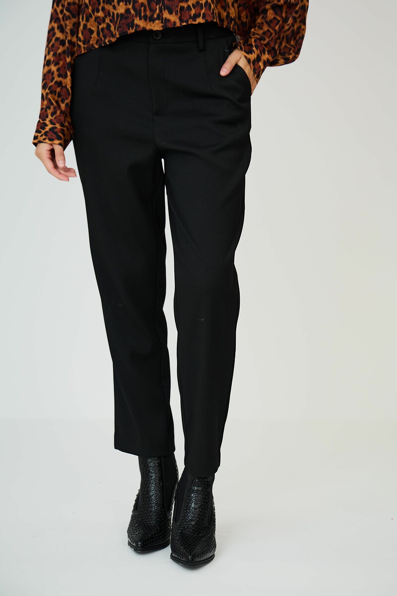 Ίσιο παντελόνι